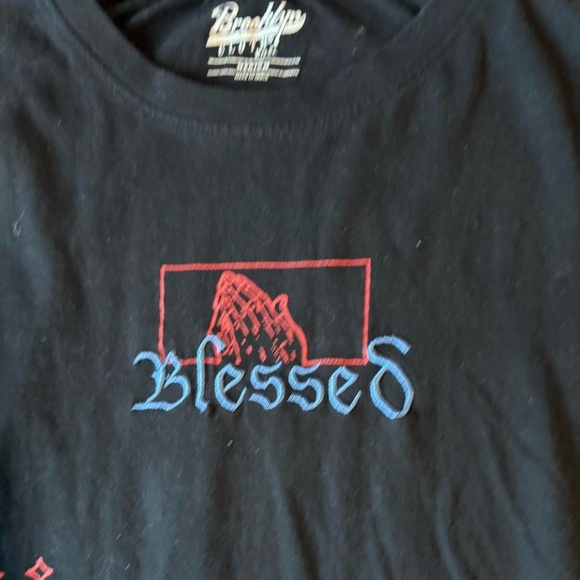 Black long sleeve Blessed 5 tee with red accents #skater
Brooklyn Cloth
Medium - Picture 3 of 4